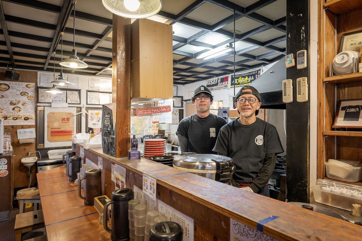 『山系無双 三屋烈火 本店』内観