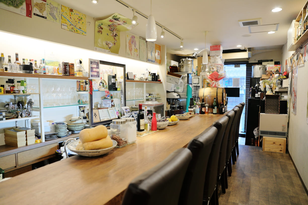 京都・伏見桃山『イタリアワインEnoteca C.d.G』内観