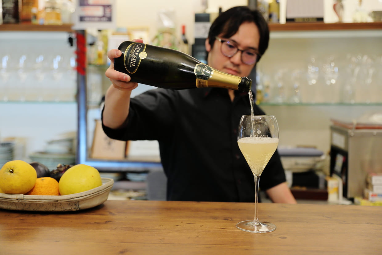 京都・伏見桃山『イタリアワインEnoteca C.d.G』のスパークリングワイン
