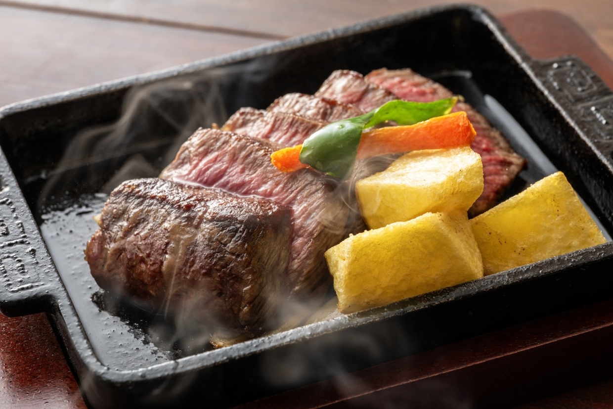 『肉洋食オオタケ』赤身ステーキ