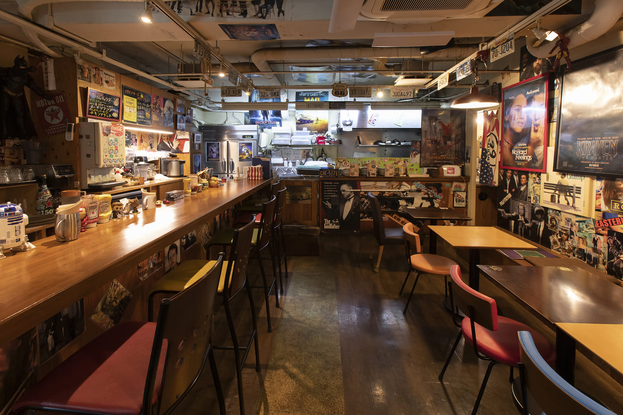 『Burger cafe Nick&Renēe』店内