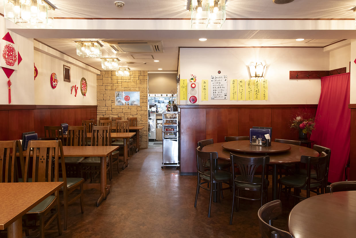 『良友酒家』の店内