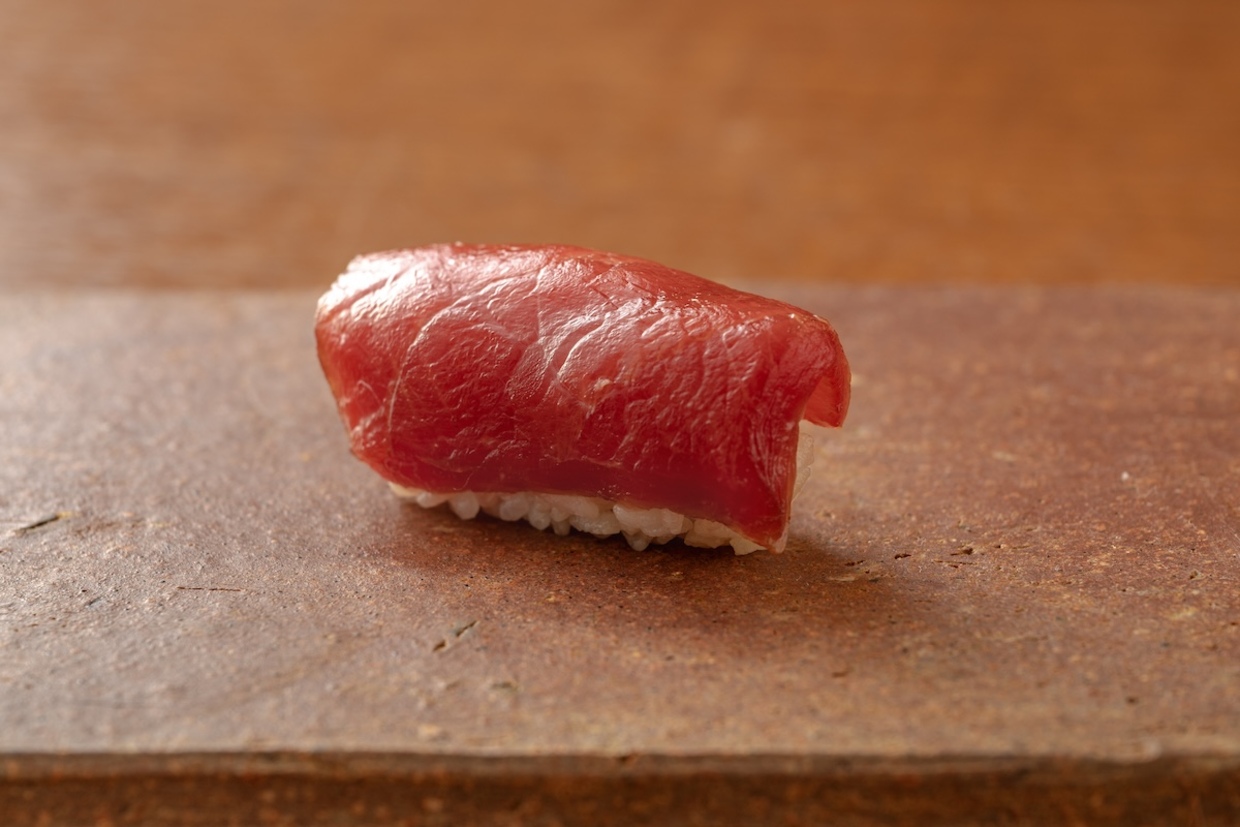 『鮨ろく』マグロ