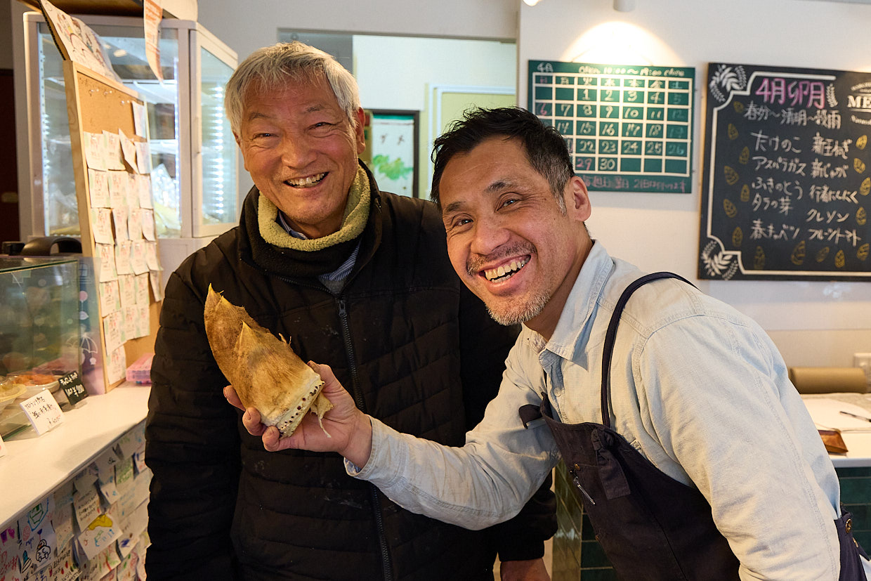 『マルシェノグチ』店主の野口さんと京都の農家さん