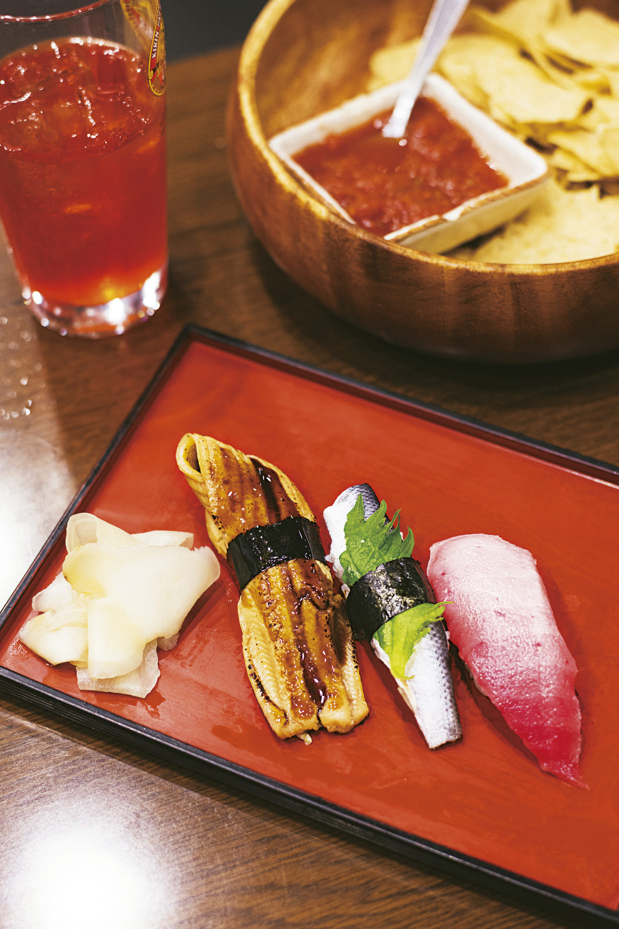 『屯舎』握り、トルティーヤチップス