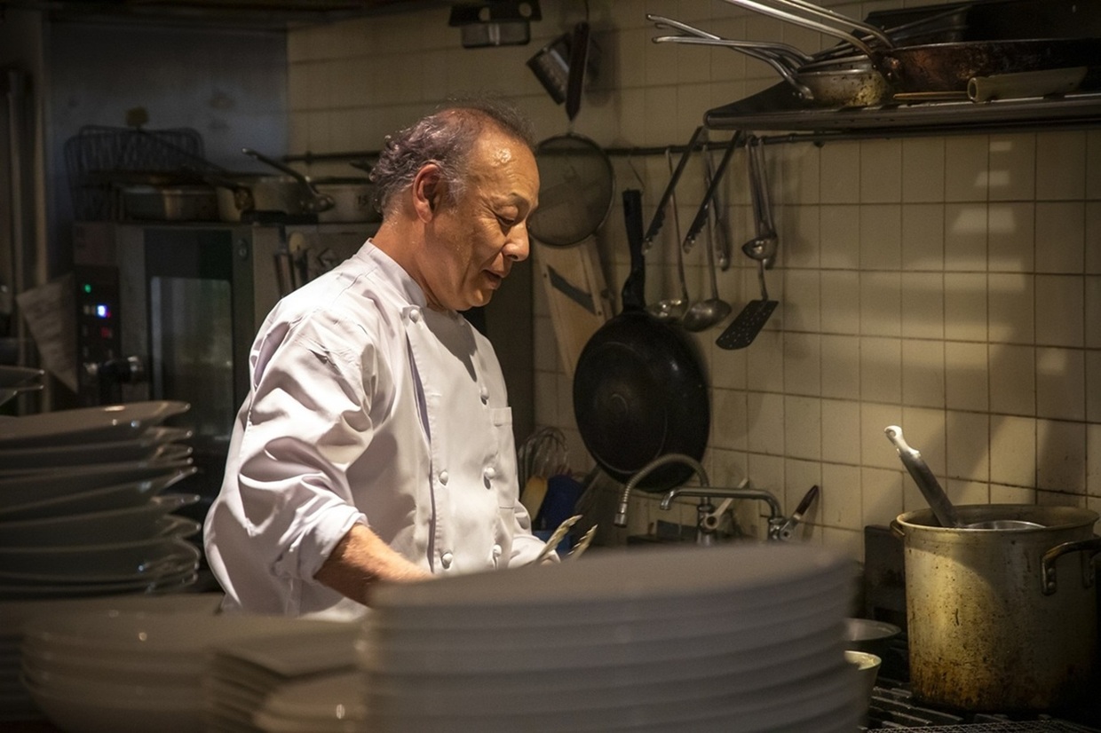 『Motomachi Timo』の料理長・岩坂和也さん