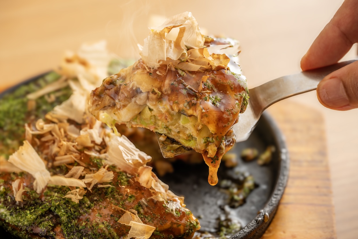 『鉄板焼きと日本のお酒 conne』お好み焼き