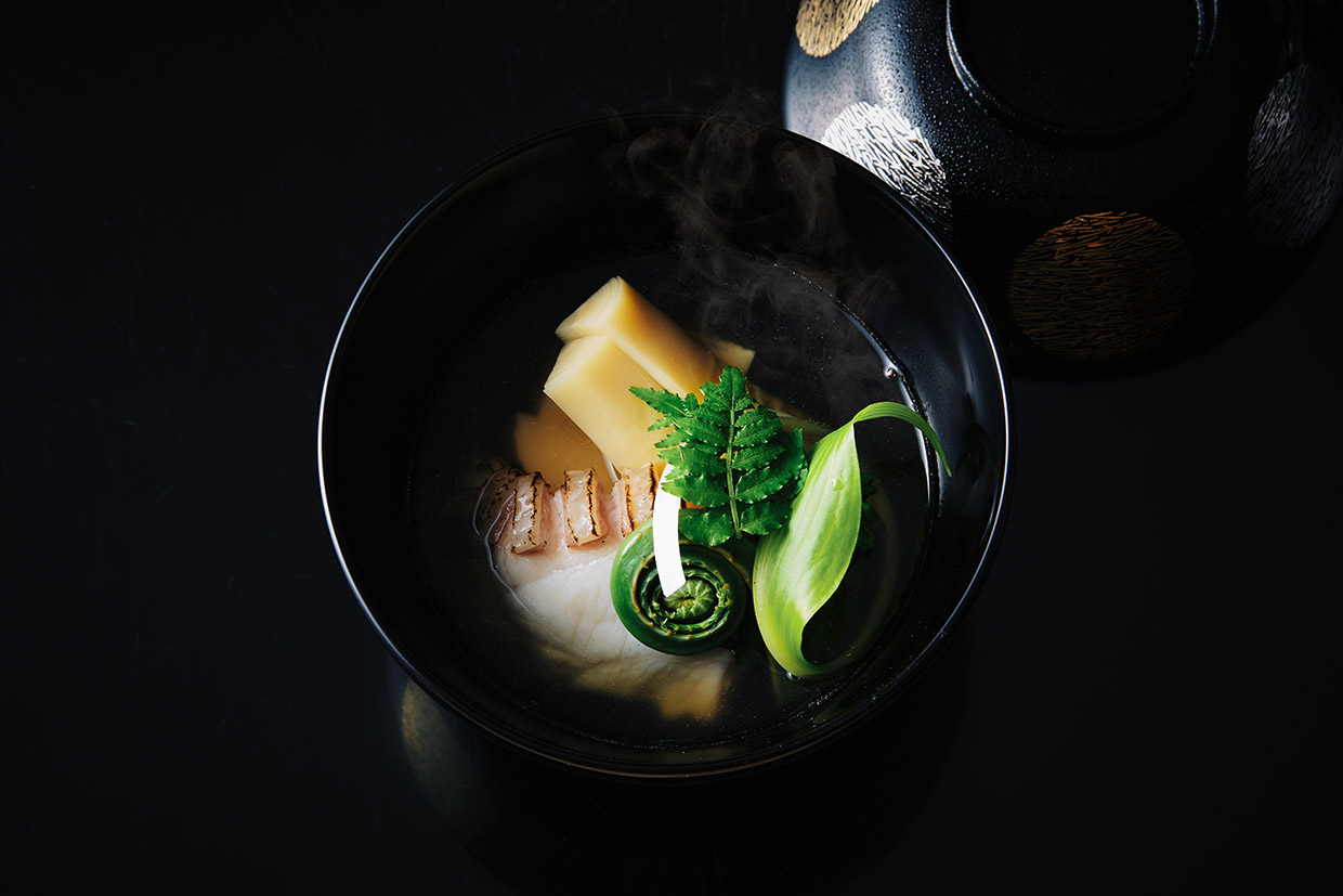 『割烹 いずみ』の椀物