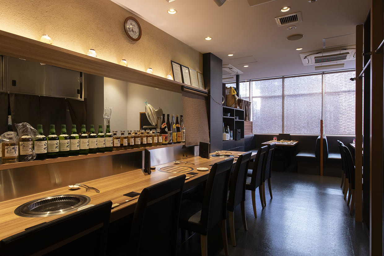 『萬樹亭』の店内