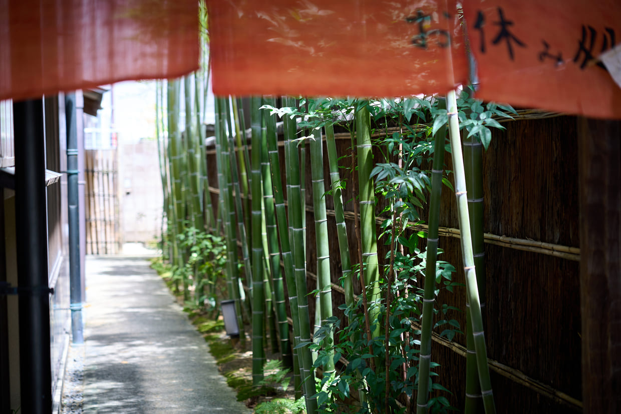 京都『鶴屋吉信』茶寮入口