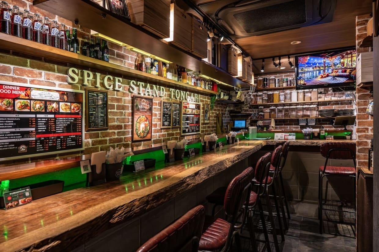 『SPICE STAND TONGARI』内観