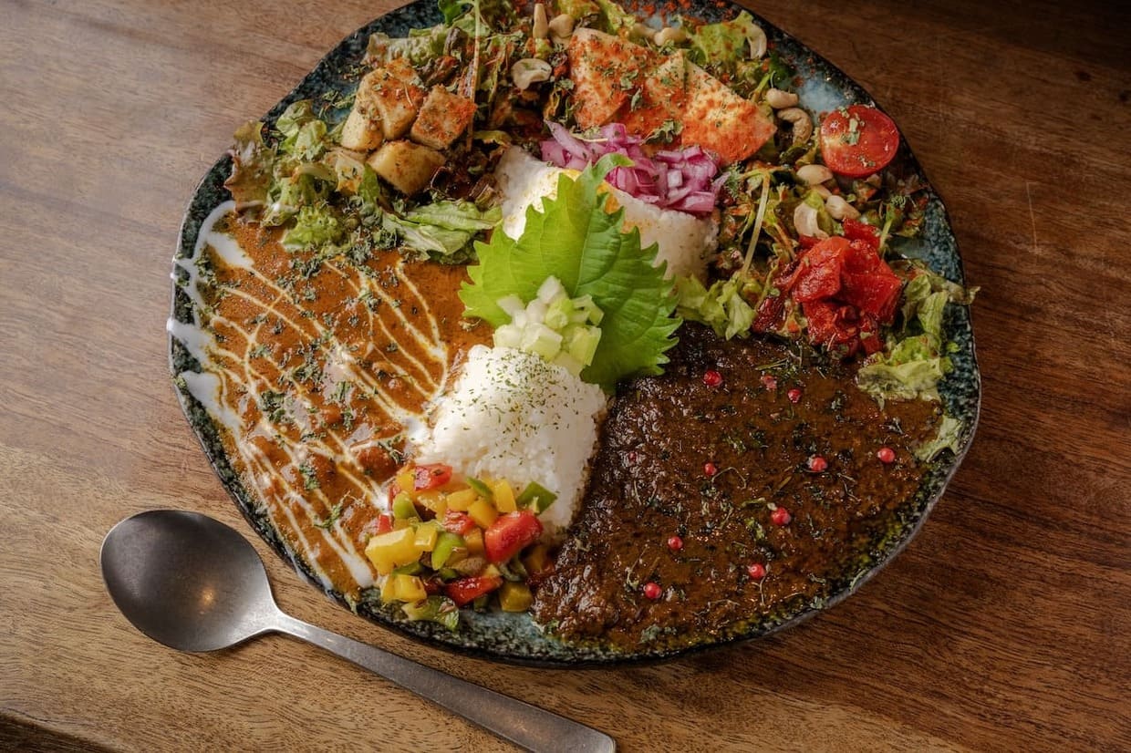 『SPICE STAND TONGARI』トンガリビーフキーマ＆サワーチキン