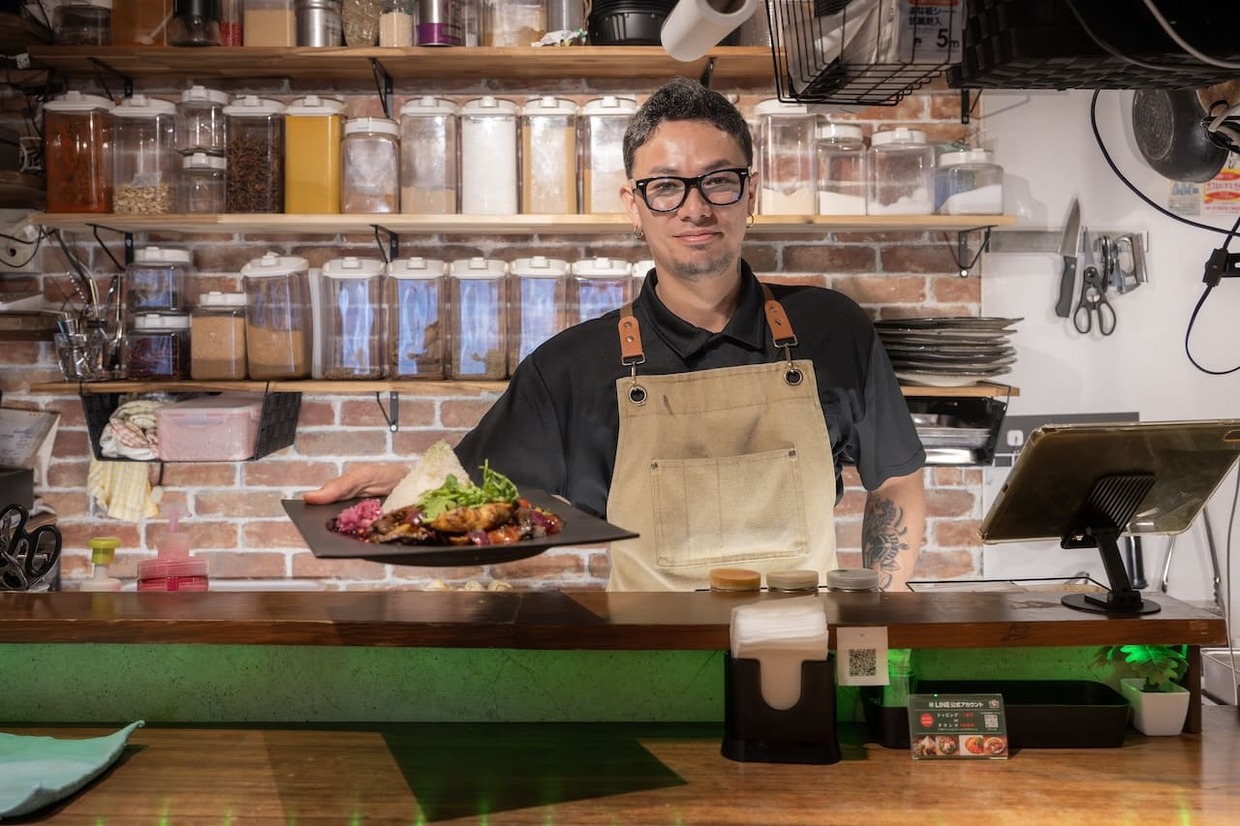 『SPICE STAND TONGARI』野村さん