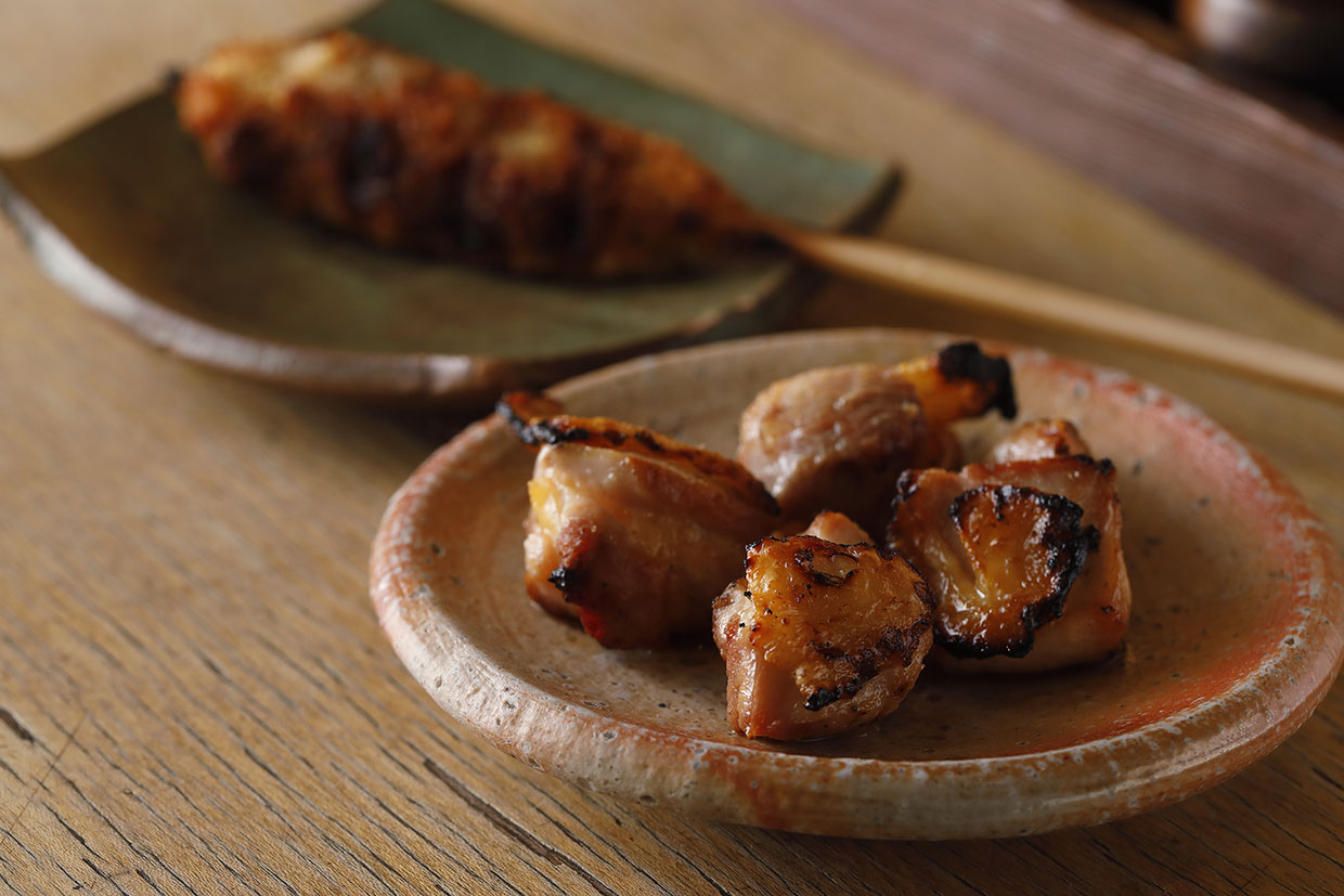 『うずら屋京都』のモモ焼きとつくね