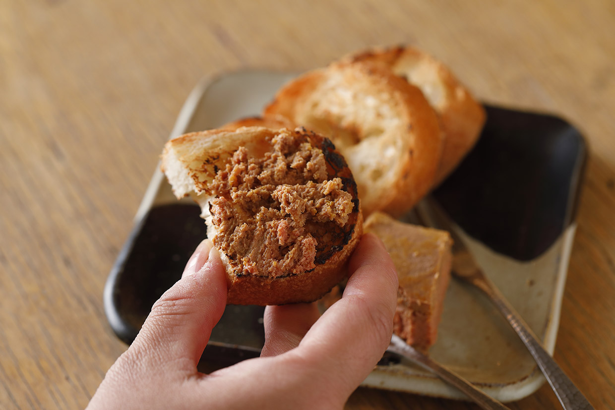 『うずら屋京都』の白肝パテ