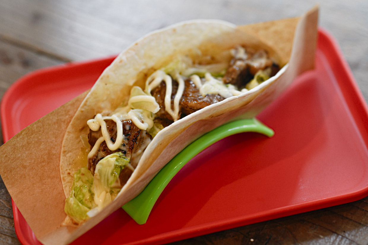 『Eddy CREPE SHOP』の「大山どり照り焼きタコス」