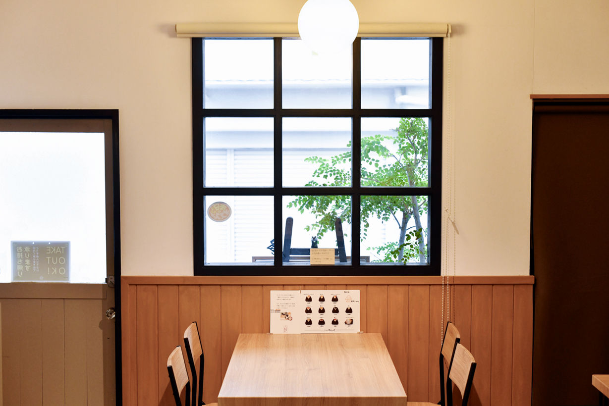 『ひとむすび』店内