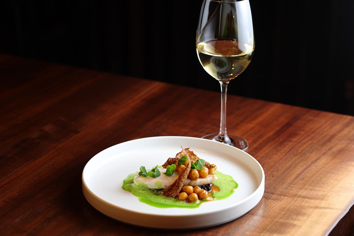 『レサンス. ベー』魚料理