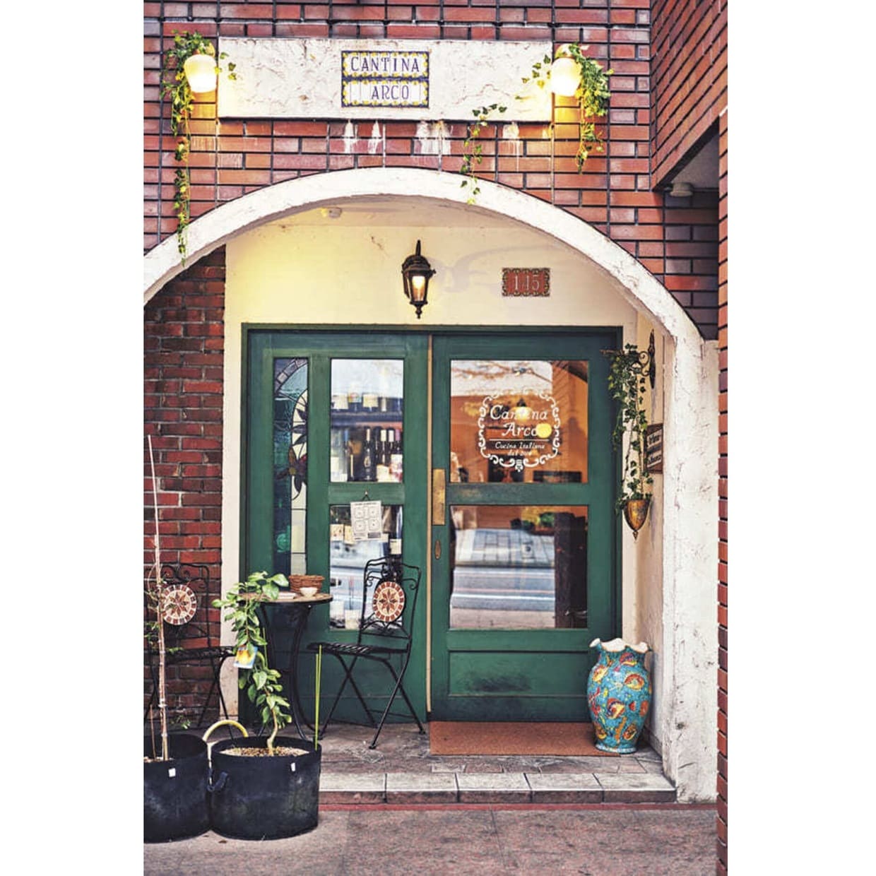 『カンティーナ・アルコ』外観
