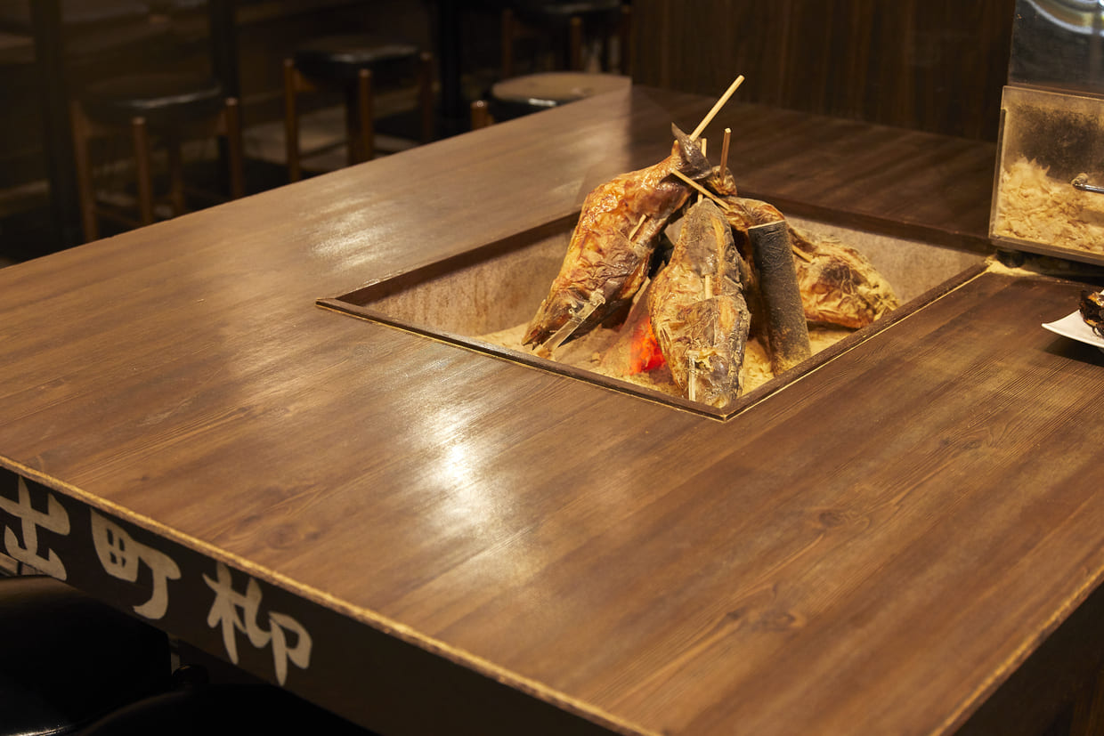 大阪・梅田『とろさば料理専門店 SABAR 阪急三番街店』”鯖街道”