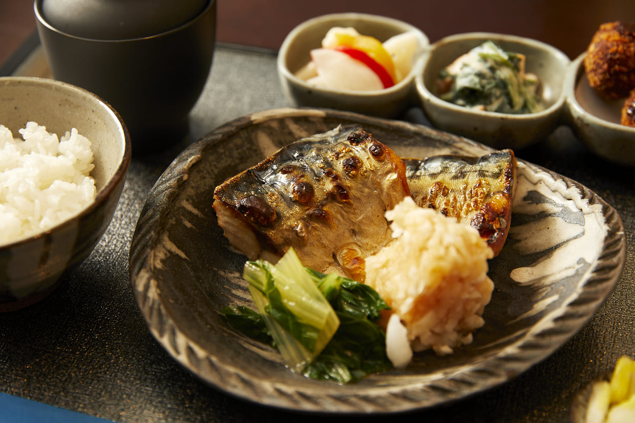 大阪・箕面『ごはんや まつ』塩サバ定食