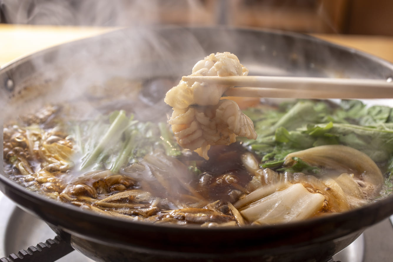 『大夢』の伝助穴子のすき焼き調理