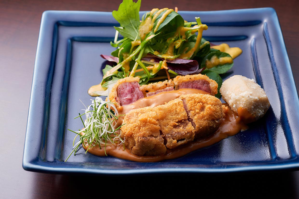 「阿波座 なが友」の山形牛ビフカツ