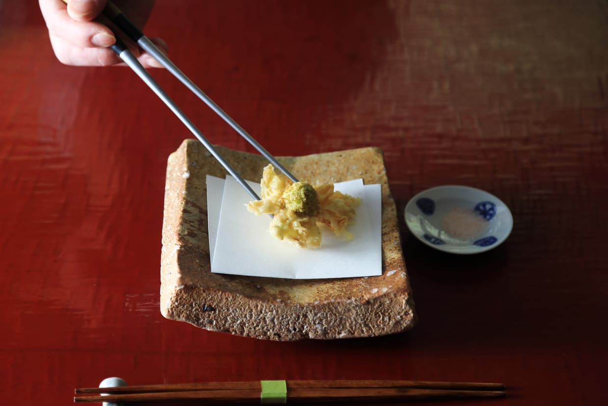 大阪・箕面『天麩羅うえの』フキノトウの天ぷら