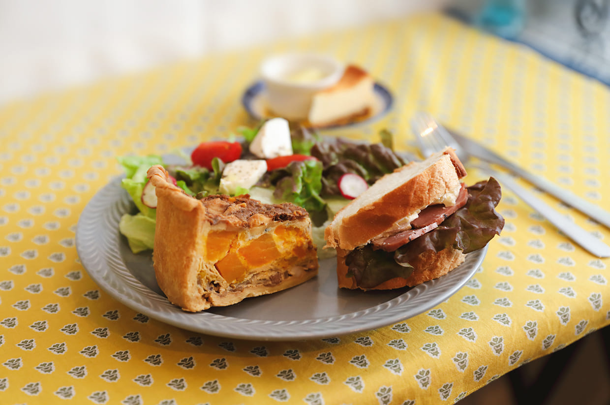 『コントゥール』のキッシュプレート