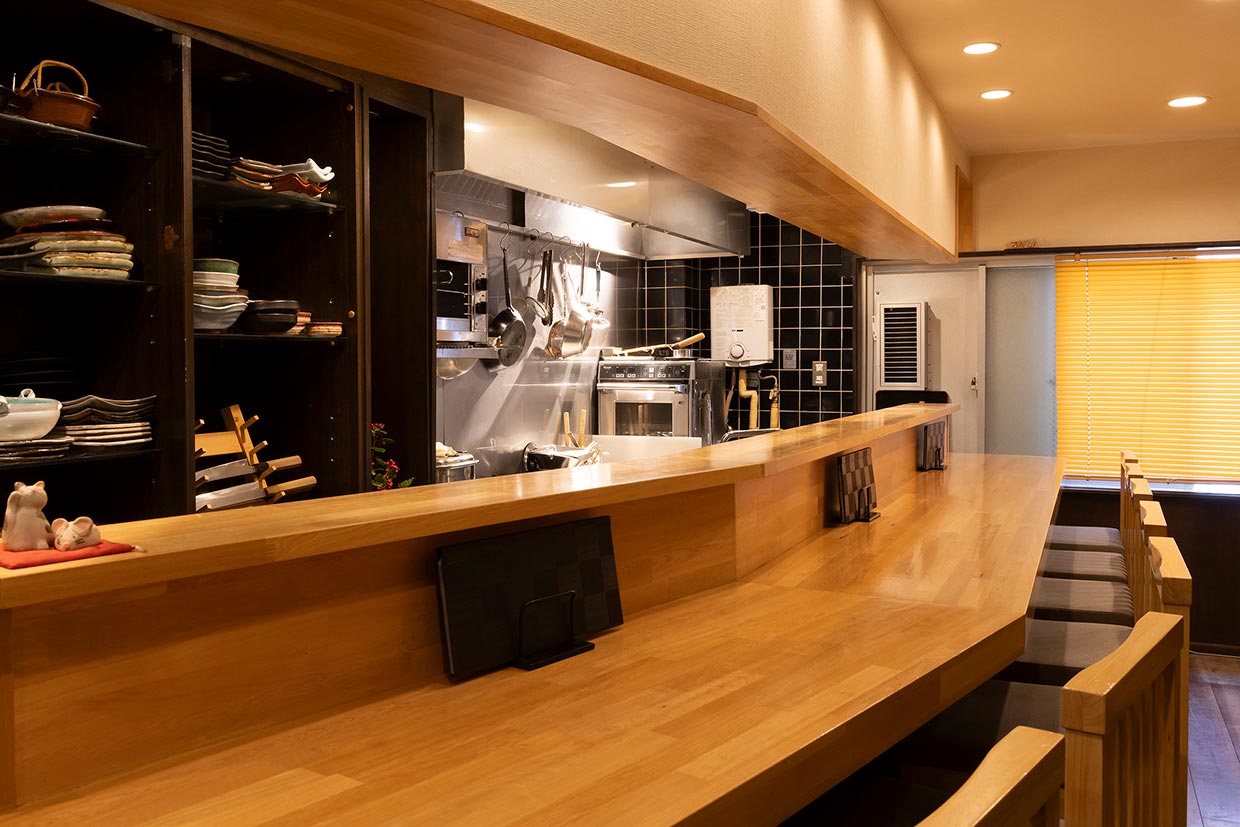 神戸・三宮「きね本」店内