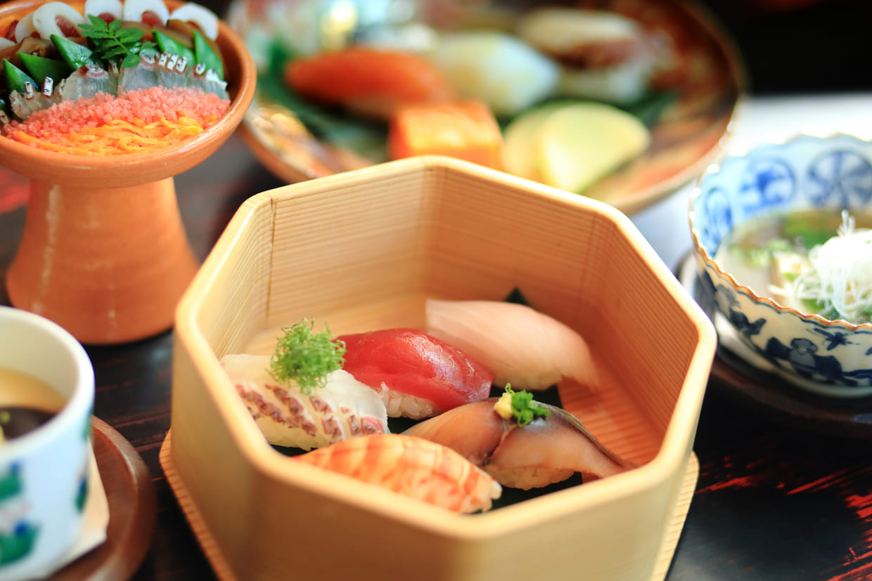 大阪・豊中『鮨うえの』平日限定鮨ランチ