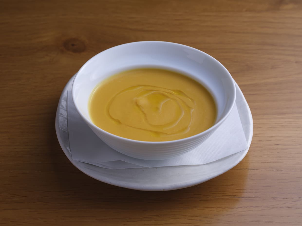 京都・二条城『リストランテ野呂』雪の下にんじんのポタージュ