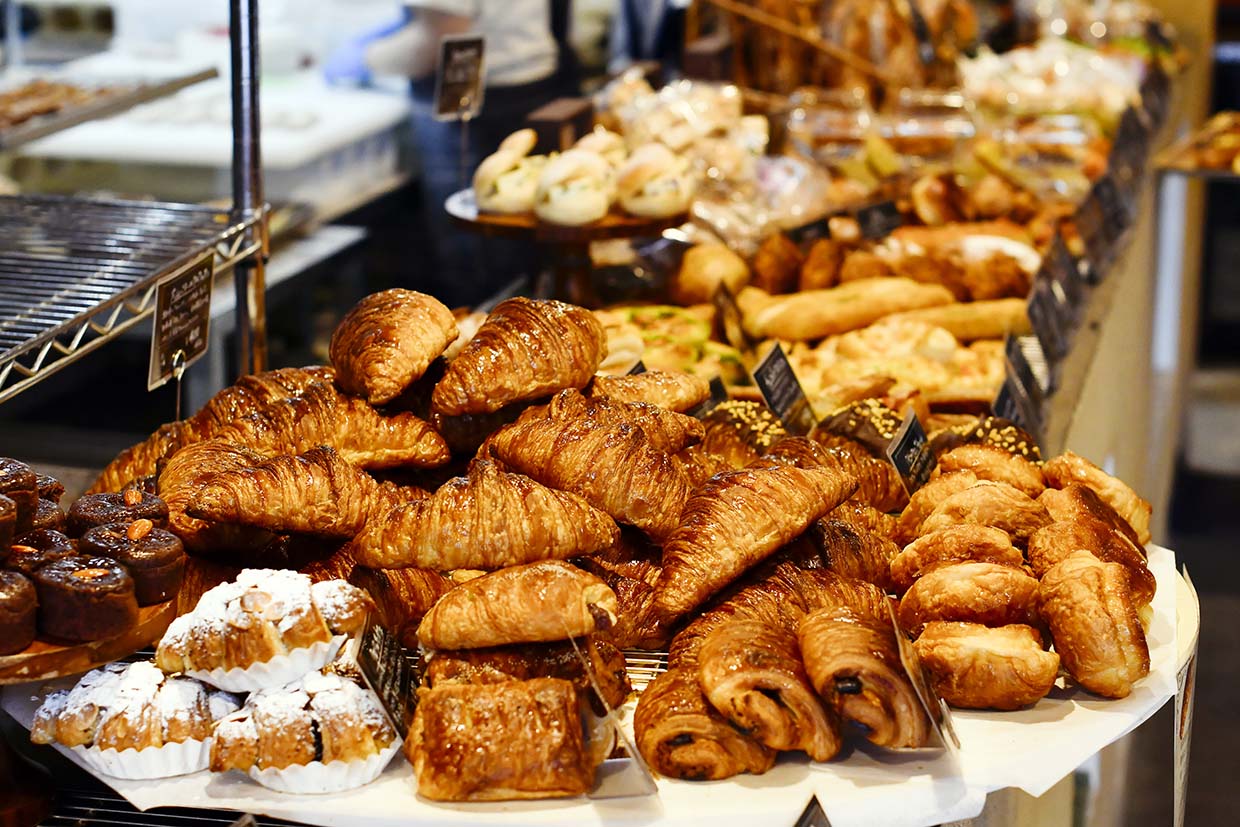 『レコルト 北野本店』のクロワッサン陳列イメージ