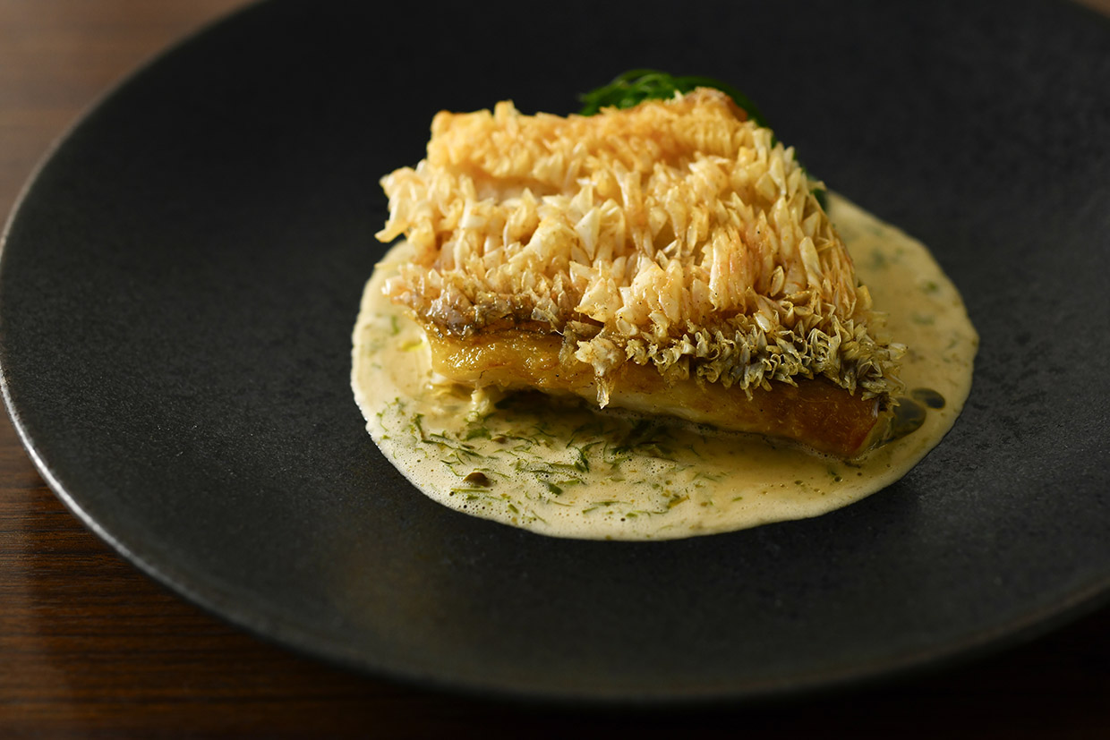 『ドゥ・クルール』の甘鯛のウロコ焼き