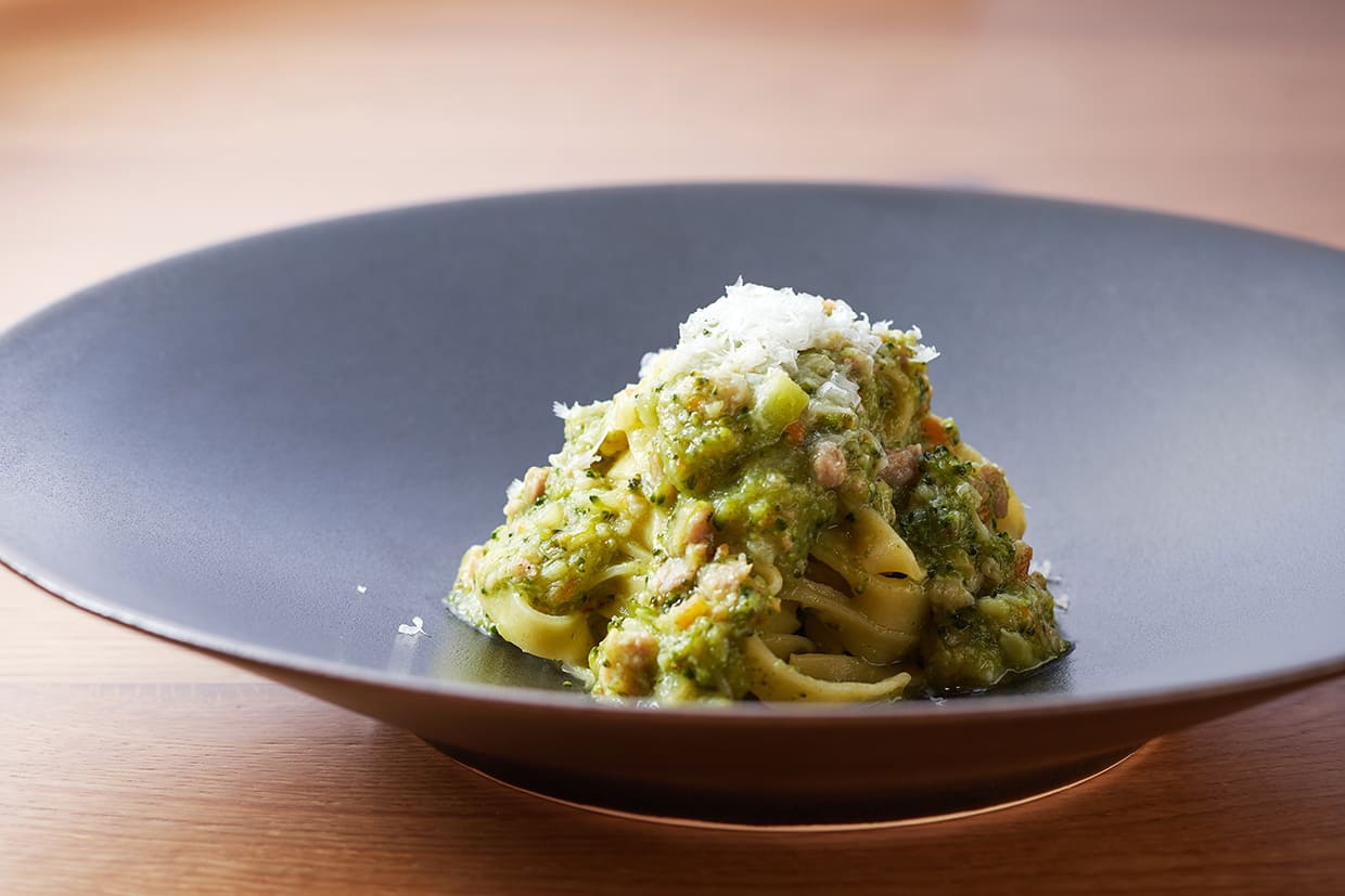 『イゾラータ』の手打ちタリアテッレ