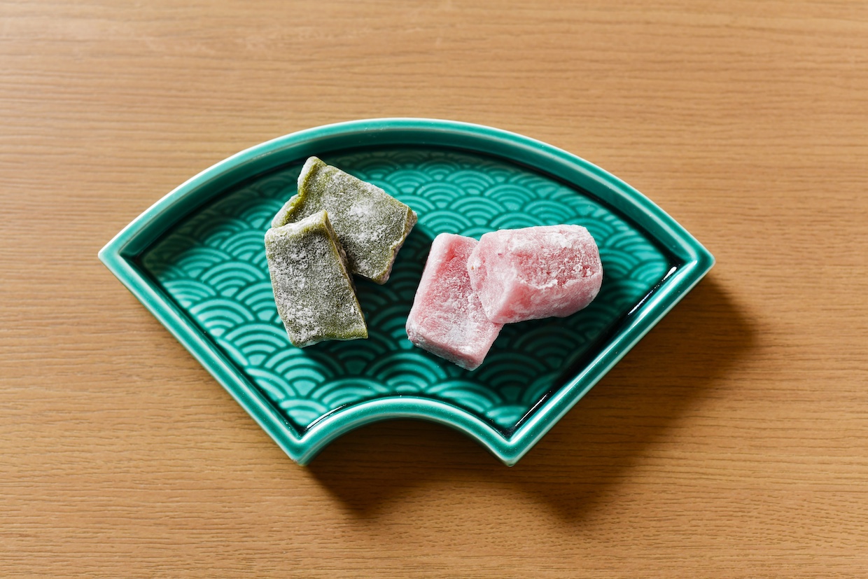 鳴海餅本店ぽち餅