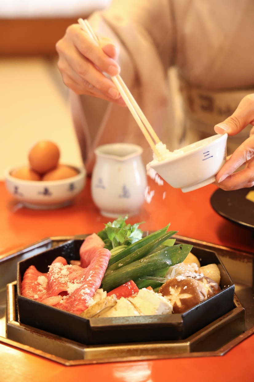 三嶋亭のすき焼き