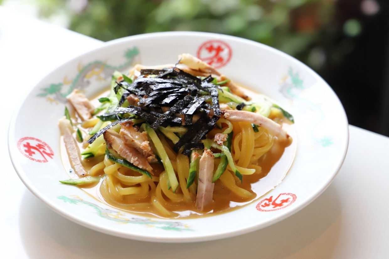 『中華のサカイ』の冷麺