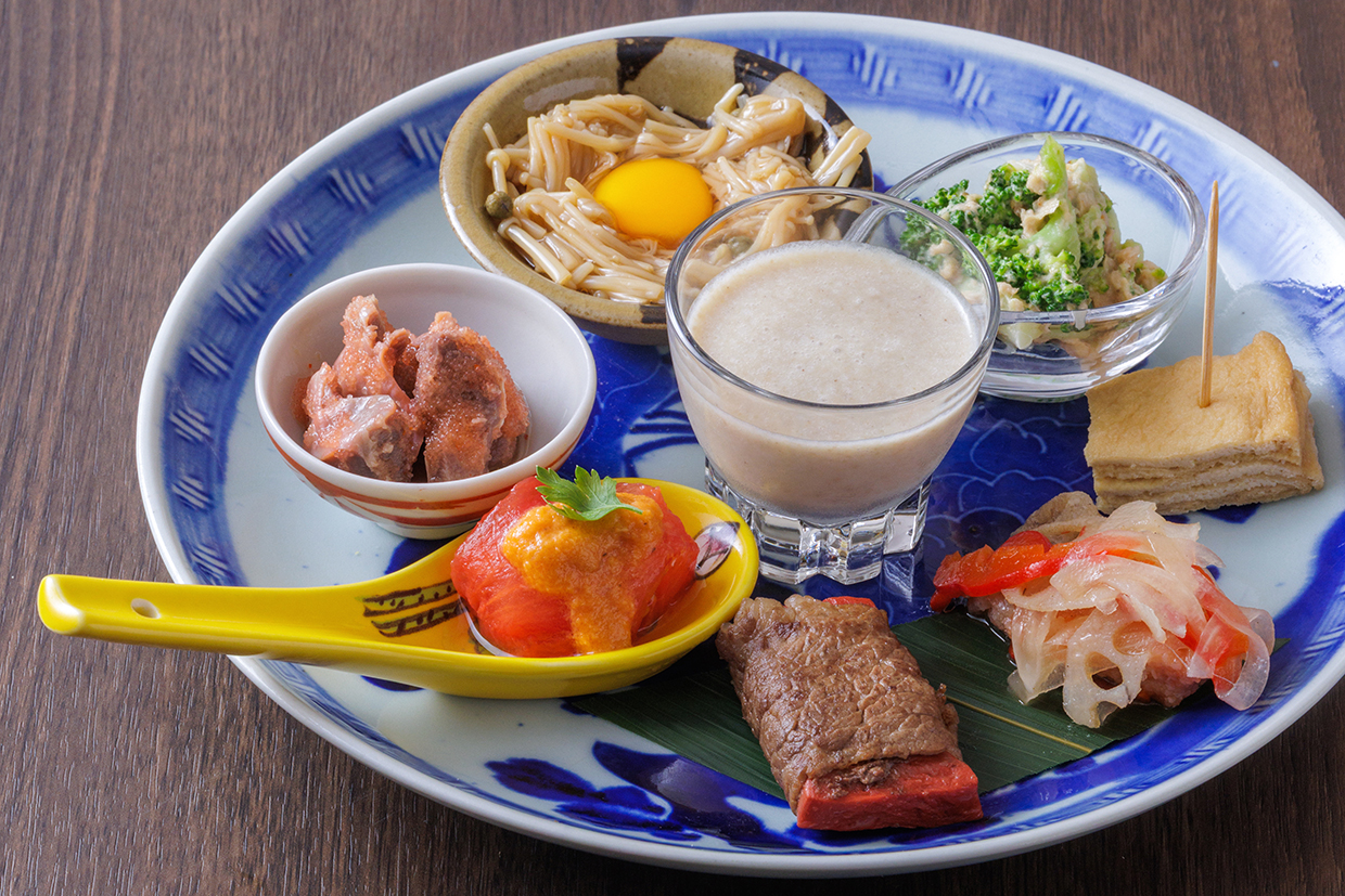 『喜りん』の前菜盛り合わせ
