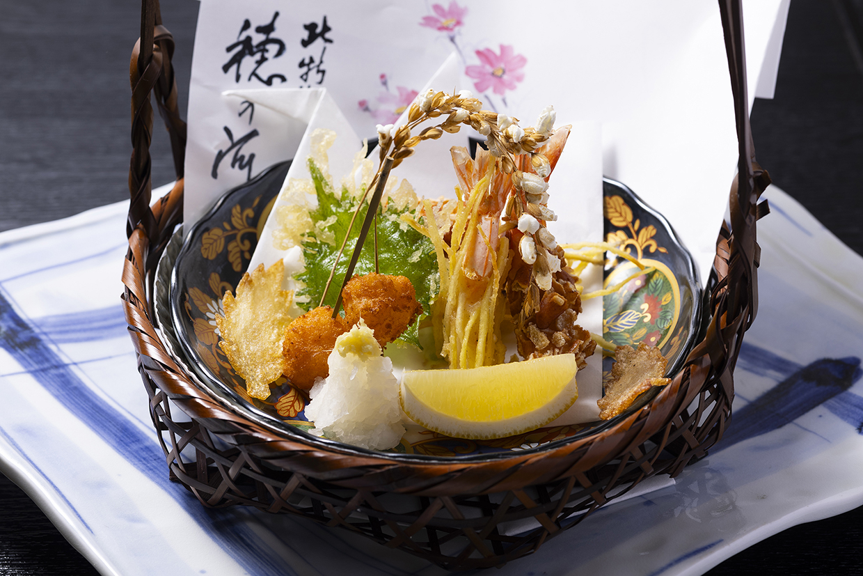 『中之島穂の河』の揚げ物