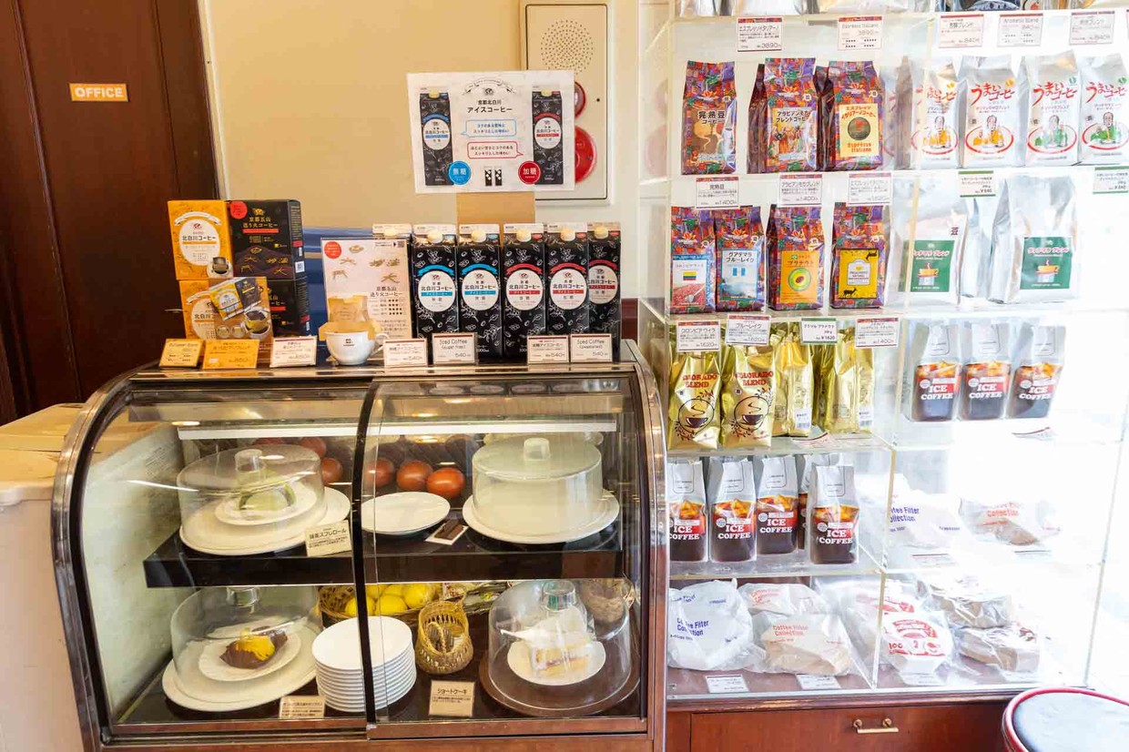 『コロラド 八条口店』物販