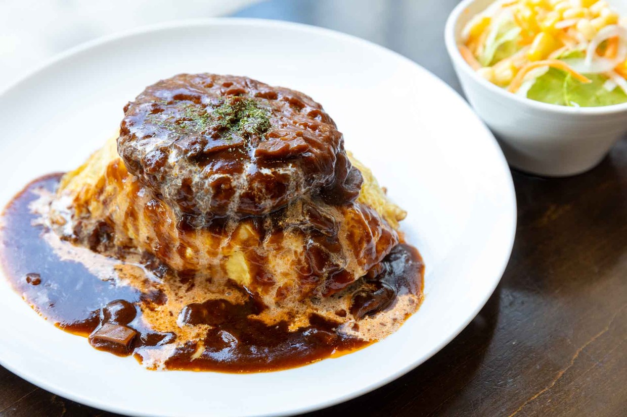 『コロラド 八条口店』ハンバーグオムライス