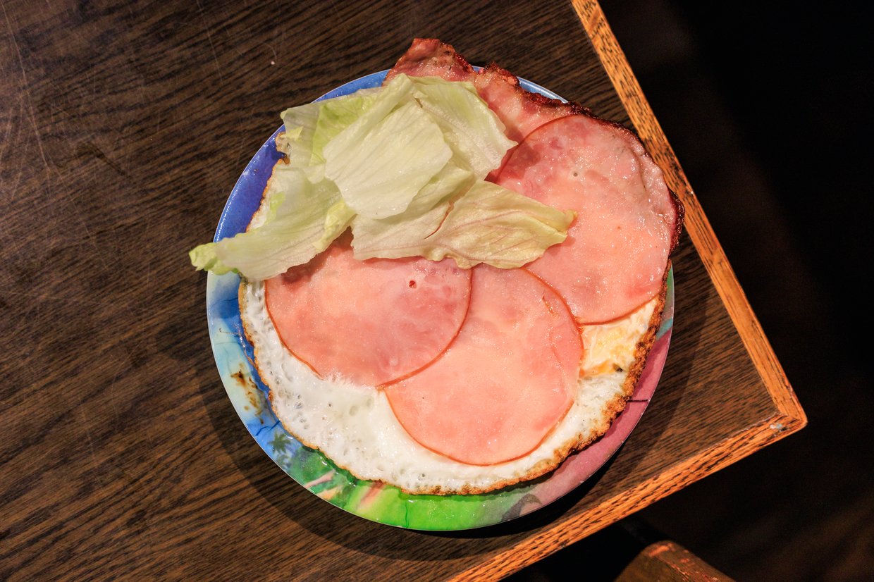 喫茶Yのハムエッグ。