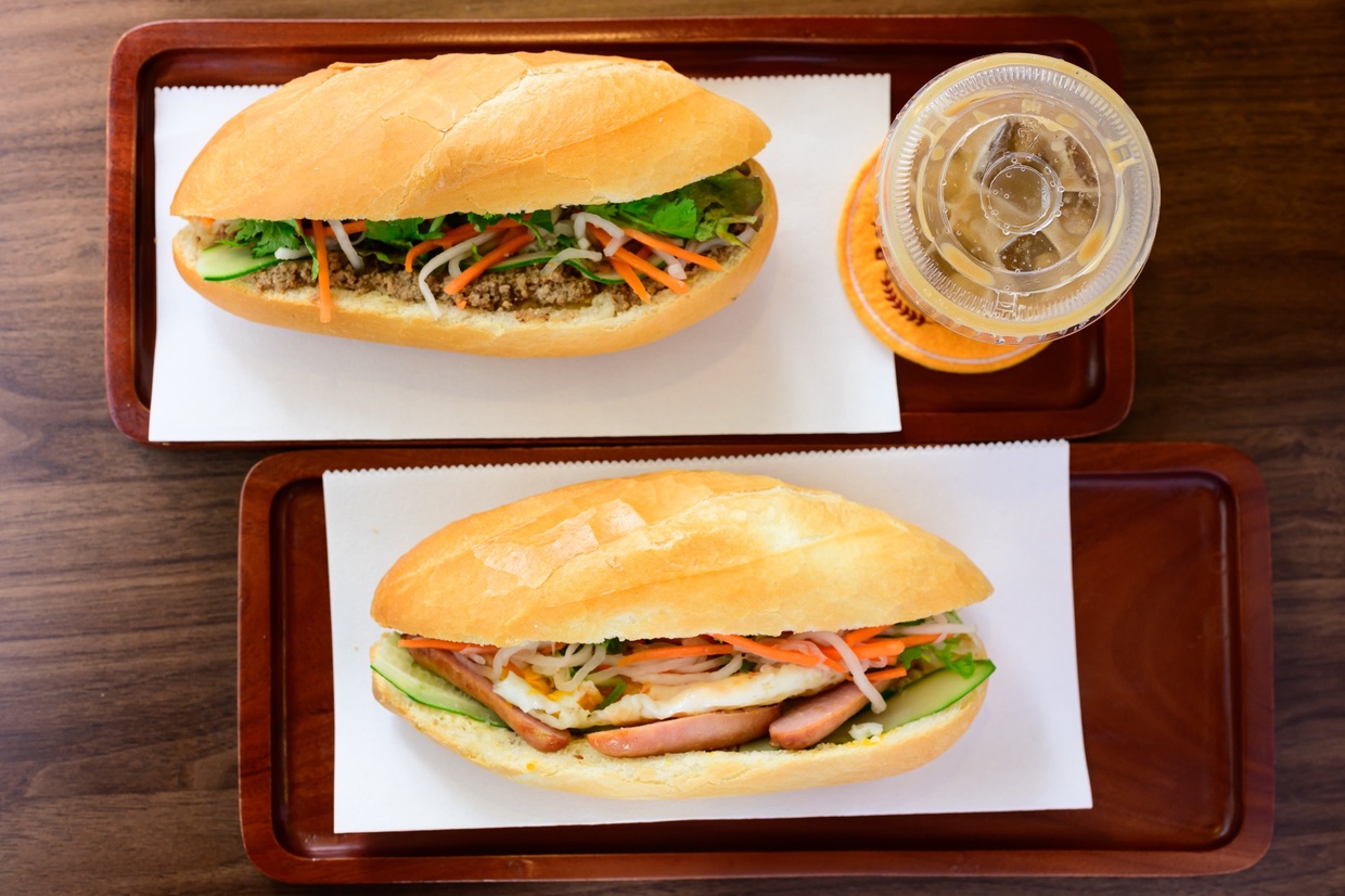 バインミーウィンのレバーパテとウィンナーとたまご