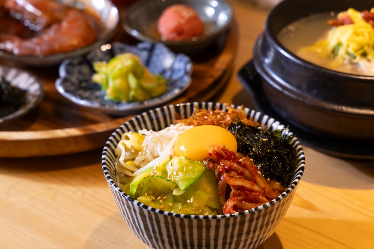 『参鶏湯 入ル』のサムゲタン御膳のごはん