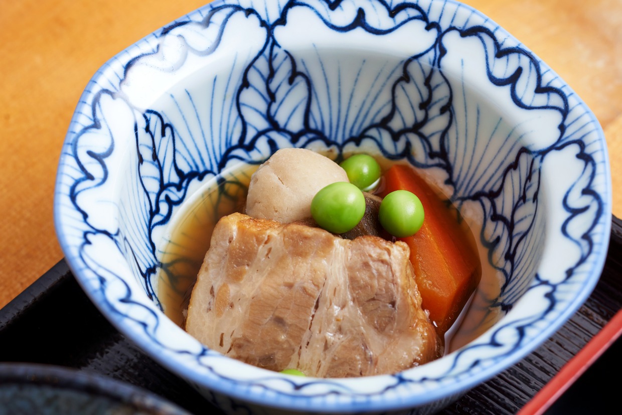 『天満橋 吉安』豚バラ肉のべっ甲煮