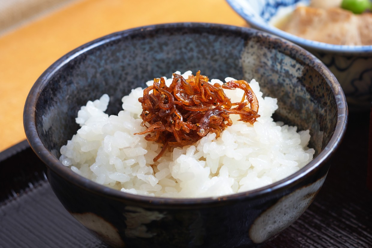 『天満橋 吉安』土鍋ごはんとジャコの佃煮