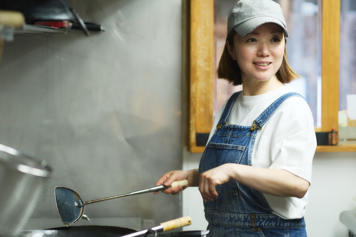 『はな華』料理担当の寺西純さん