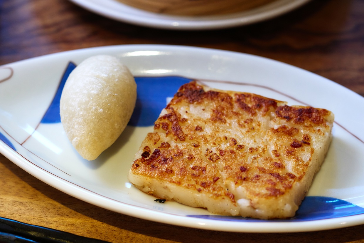 『はな華』お茶会ランチ 餅米の揚げ餃子・大根餅