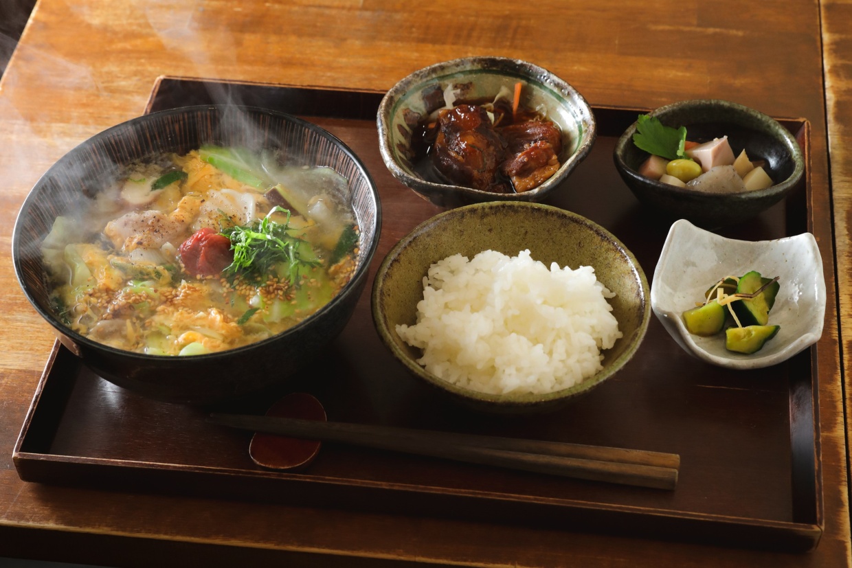 『新潟の地酒と銀しゃり 信』ランチ定食